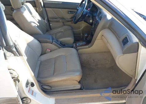 2001 Subaru Outback Limited z USA, uszkodzony, nr VIN 4S3BH686317618659